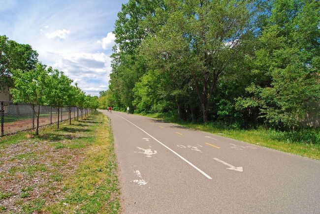Trails for biking, walking or jogging run along the South and West sides of the complex | Image 30