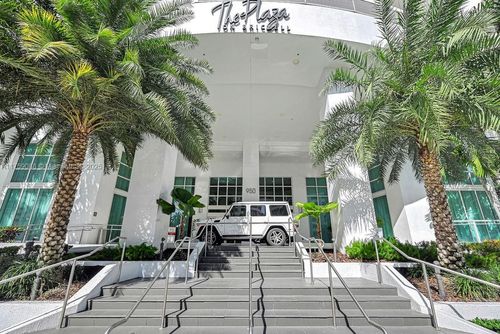 apt-3605-950 Brickell Bay Dr, Miami, FL, 33131-3957 | Card Image
