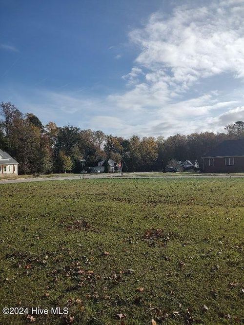 104 Gambit Ct, Washington, NC, 27889-9791 | Card Image