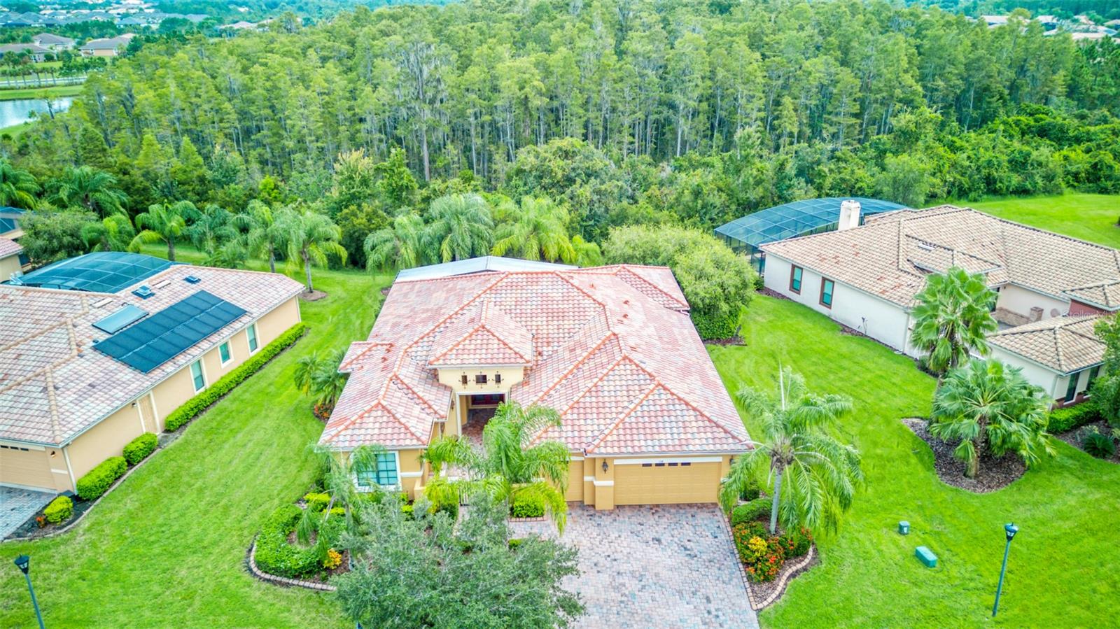 Rancho Mirage Dr, Kissimmee, FL 34759
