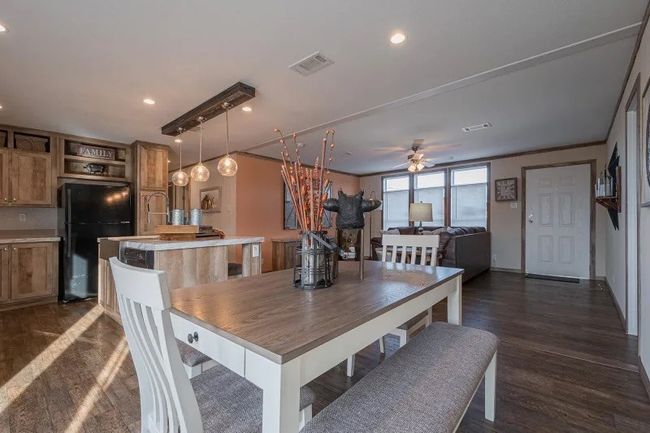 18105 County Rd, House other with 3 bedrooms, 2 bathrooms and null parking in Stanton TX | Image 11
