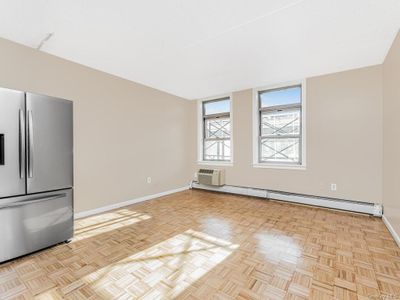 613 - 102 Bradhurst Avenue, Home with 2 bedrooms, 2 bathrooms and null parking in New York NY | Image 3