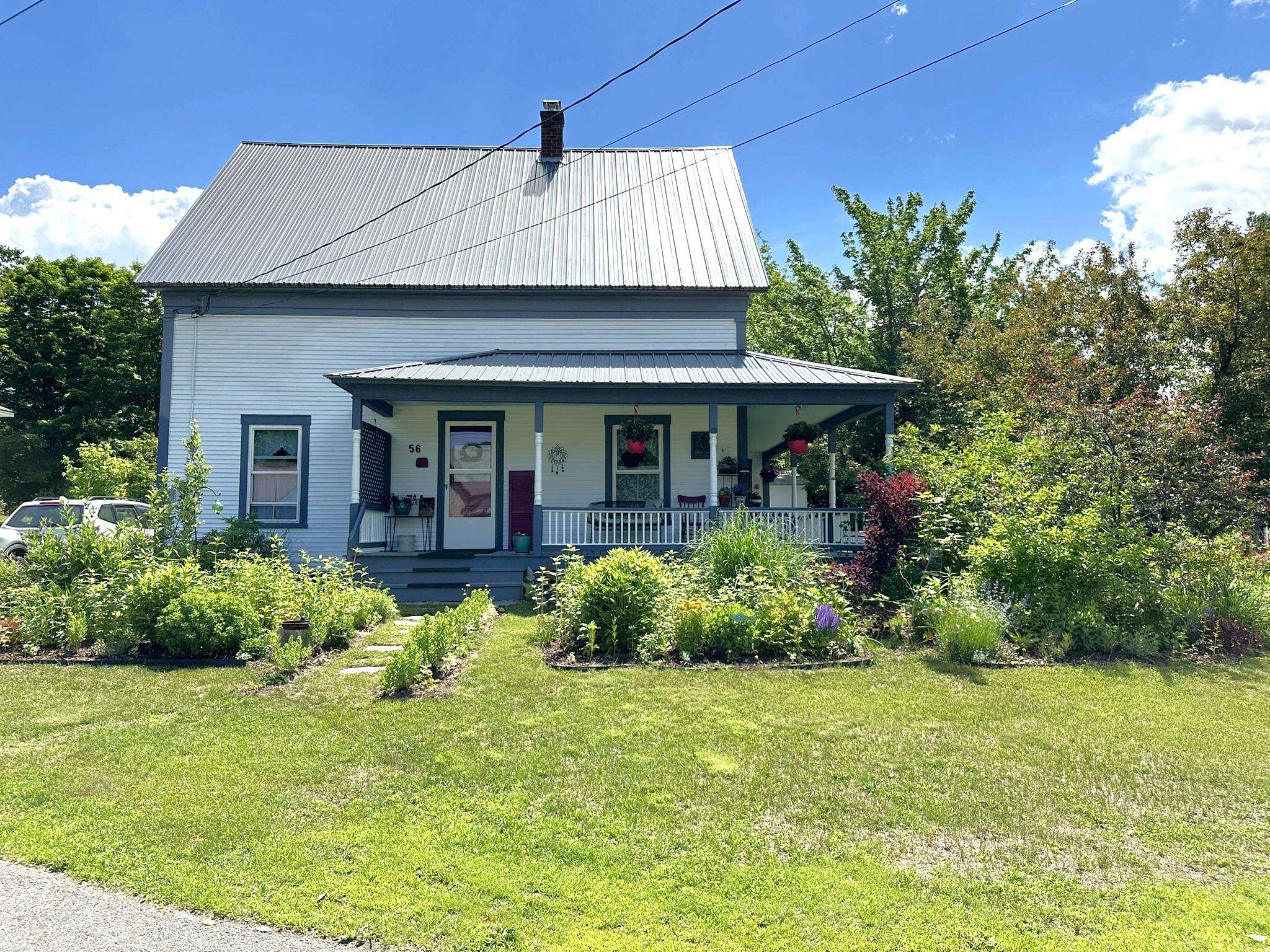 Good Pl, Hardwick, VT 05843