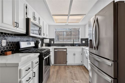 13-433 W Avenue H5, Lancaster, CA, 93534 | Card Image