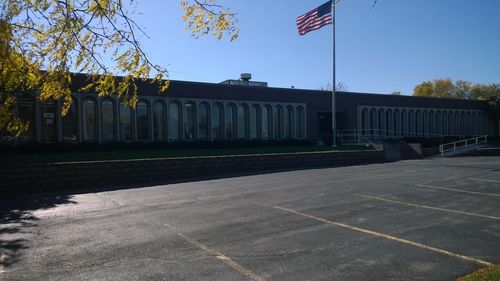 ste-104-375 Collins Rd Ne, Cedar Rapids, IA, 52402-3168 | Card Image