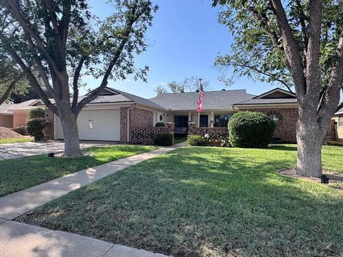 3212 Fannin Ave, Midland, TX, 79705-6219 | Card Image