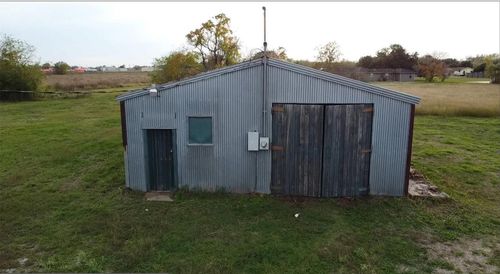 2838 Old Lane City Rd, Wharton, TX, 77488-5834 | Card Image