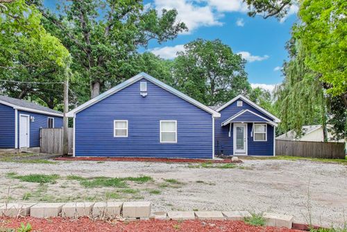 43173 N Lake Ave, Antioch, IL, 60002-9031 | Card Image