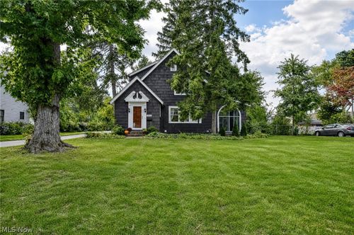 7912 Middlesex Road, Mentor, OH, 44060 | Card Image