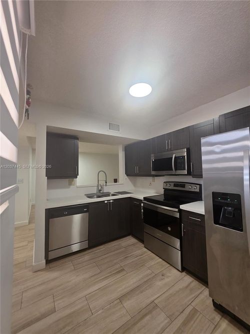 101-15711 Sw 137th Ave, Miami, FL, 33177-1283 | Card Image