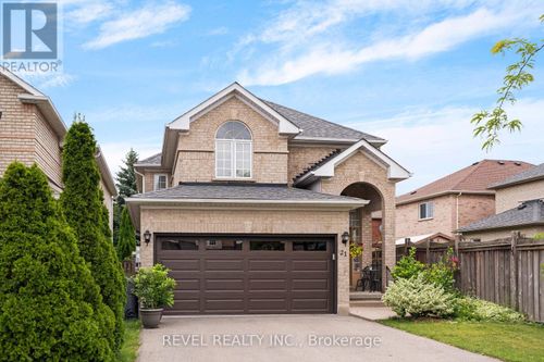21 Ewart Street, Caledon (Bolton North), ON, L7E2T3 | Card Image