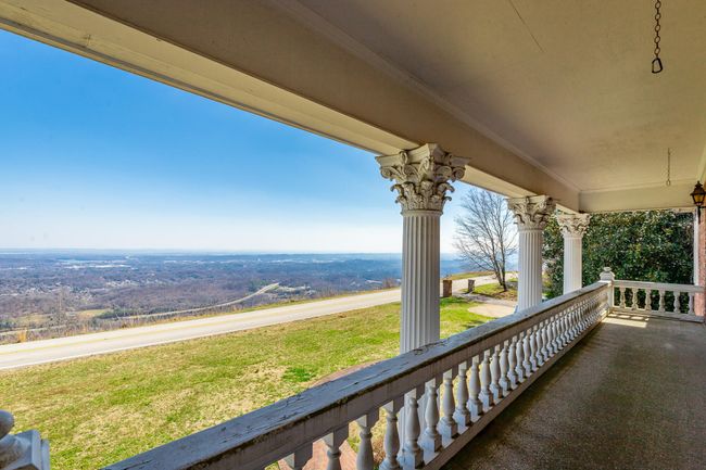 2500 E Brow Rd, House other with 5 bedrooms, 7 bathrooms and 7 parking in Signal Mountain TN | Image 85