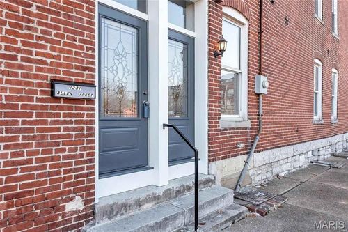 2-1231 Allen Market Ln, Saint Louis, MO, 63104-3941 | Card Image