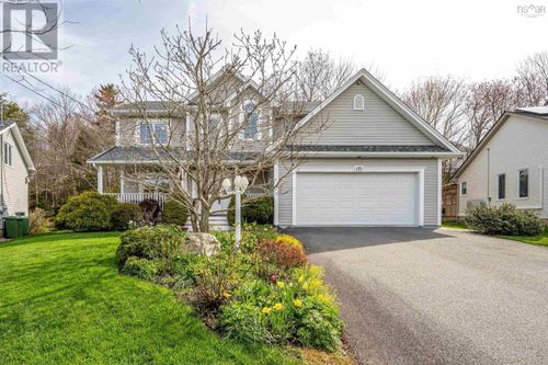 132 Lexington Ave, Dartmouth, NS, B2X3T6 | Card Image