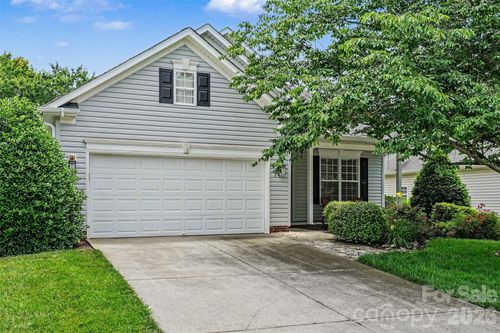 877 Platinum Dr, Fort Mill, SC, 29708-8933 | Card Image