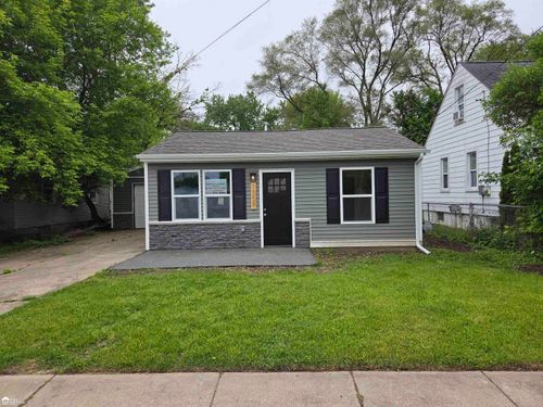 1358 Donovan Street, Burton, MI, 48529 | Card Image