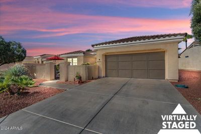 22410 N Arrellaga Drive, House other with 2 bedrooms, 2 bathrooms and null parking in Sun City West AZ | Image 3