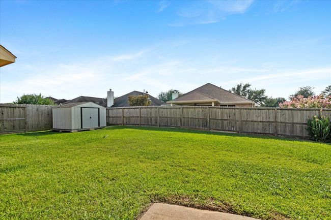 Huge back yard on a corner lot | Image 19
