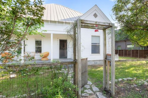 1211 E 13th St, Austin, TX, 78702-1123 | Card Image