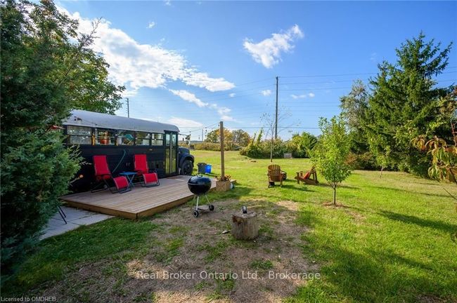 3318 Dundas St, House other with 3 bedrooms, 2 bathrooms and 6 parking in Burlington ON | Image 42