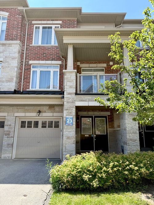 2468 Mayapple Cross, Pickering, ON, L1X0E6 | Card Image