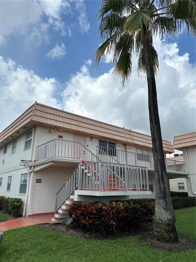 289 - 289 Saxony G, Condo with 2 bedrooms, 2 bathrooms and null parking in DELRAY BEACH FL | Image 1