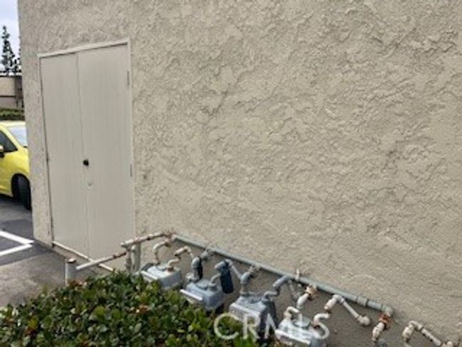 2 - 83 Oval Rd, Condo with 3 bedrooms, 2 bathrooms and 2 parking in Irvine CA | Image 25
