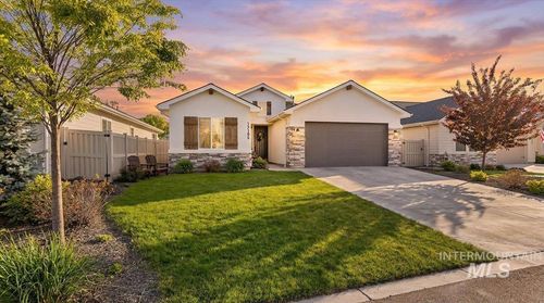 12195 S Red Shouldered Hawk Ln, Nampa, ID, 83686-8129 | Card Image