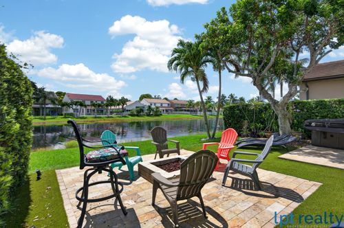 229 E Bayridge Dr, Weston, FL, 33326-3531 | Card Image