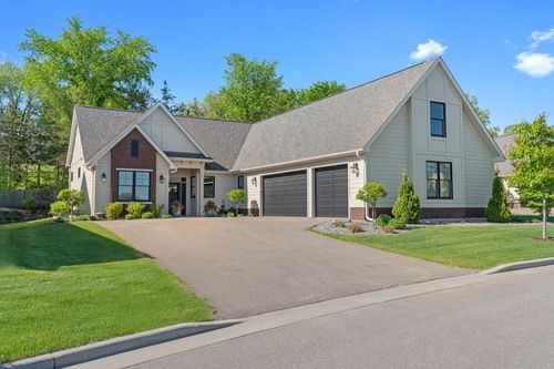 2475 Sydney Ln, Hudson, WI, 54016-7427 | Card Image