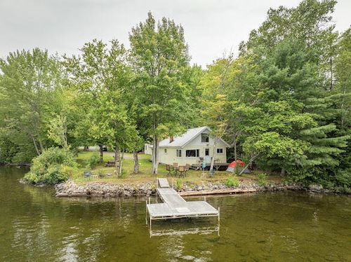 91 Lakeview Street, Greenville, ME, 04441 | Card Image