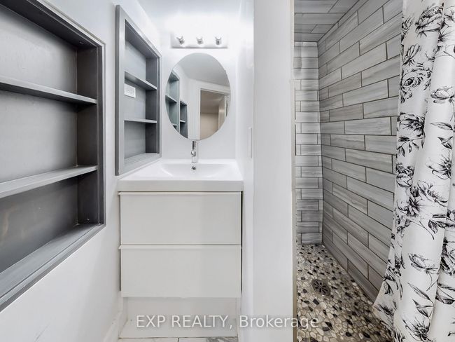 7 David St, House other with 4 bedrooms, 2 bathrooms and 2 parking in Brampton ON | Image 26