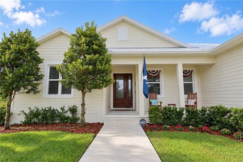 3205 67th St, Vero Beach, FL, 32967-5995 | Card Image