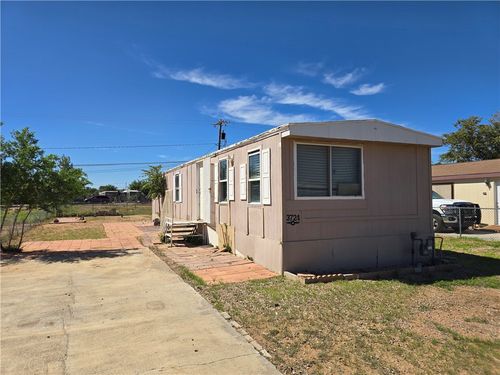 3724 E Neal Ave, Kingman, AZ, 86409-2590 | Card Image