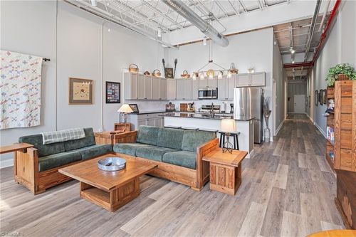 108 Jefferson Station Place, West Jefferson, NC, 28694 | Card Image