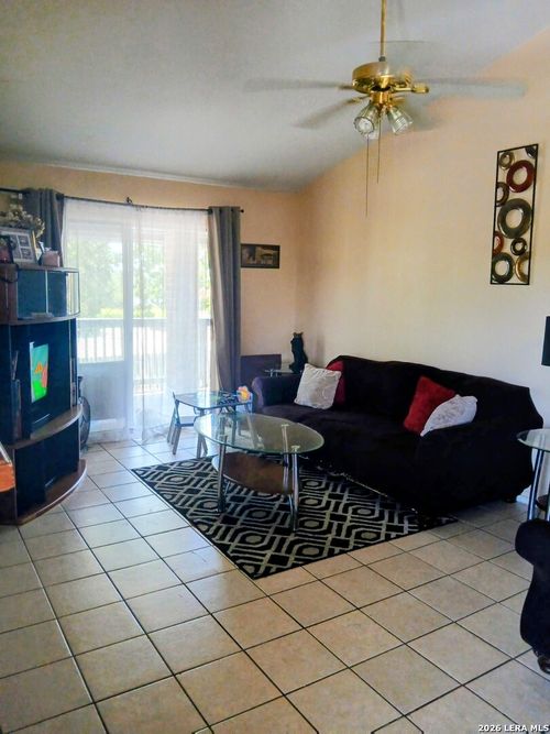 102-14343 Judson Rd, San Antonio, TX, 78233-4484 | Card Image