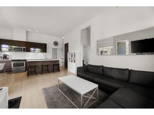 411-13925 Fraser Highway, Surrey, BC, V3T4E6 | Card Image