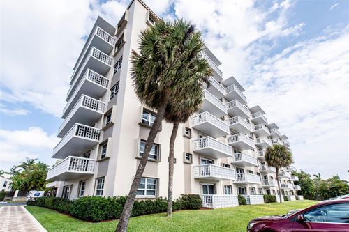 apt-206-1831 Ne 38th St, Fort Lauderdale, FL, 33308-6203 | Card Image