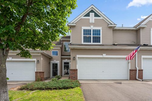7805 Elm Grove Ave, New Hope, MN, 55428-3866 | Card Image