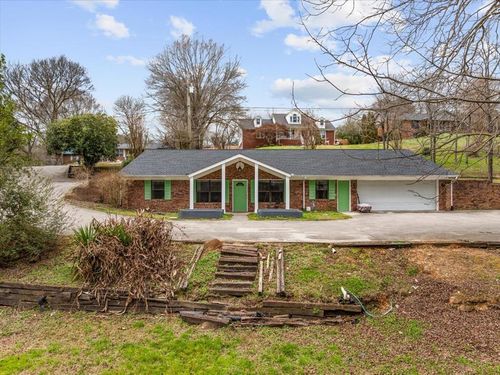 2502 E Hillview Dr, DALTON, GA, 30721-8113 | Card Image