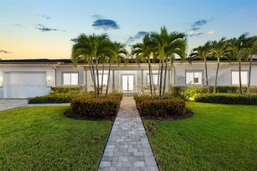 9580 Sw 101st Ter, Miami, FL, 33176-3025 | Card Image