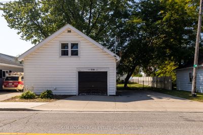 358 Robson Rd, House other with 3 bedrooms, 3 bathrooms and 5 parking in Leamington ON | Image 3