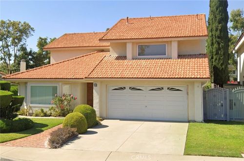 64 Bluecoat, Irvine, CA, 92620-2606 | Card Image