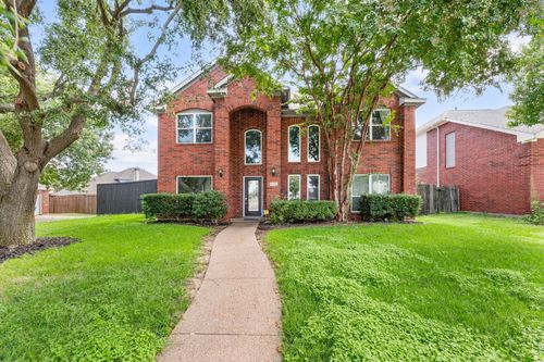 9122 Woodlake Dr, Rowlett, TX, 75088-6881 | Card Image