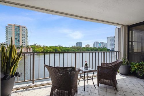 3c-936 Intracoastal Dr, Fort Lauderdale, FL, 33304 | Card Image