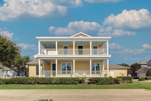 88 Island Psge, Galveston, TX, 77554-2909 | Card Image