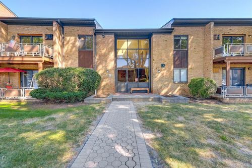 apt-2f-3 Charles Ln, Pomona, NY, 10970-3024 | Card Image