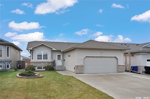 208 Maccormack Rd, Martensville, SK, S0K0A2 | Card Image