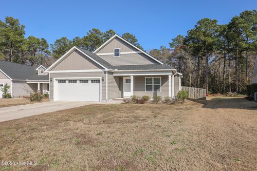 212 Pastoral Ct, Sneads Ferry, NC, 28460-6107 | Card Image
