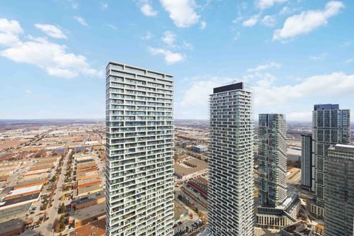 5512-5 Buttermill Ave, Vaughan, ON, L4K0J5 | Card Image